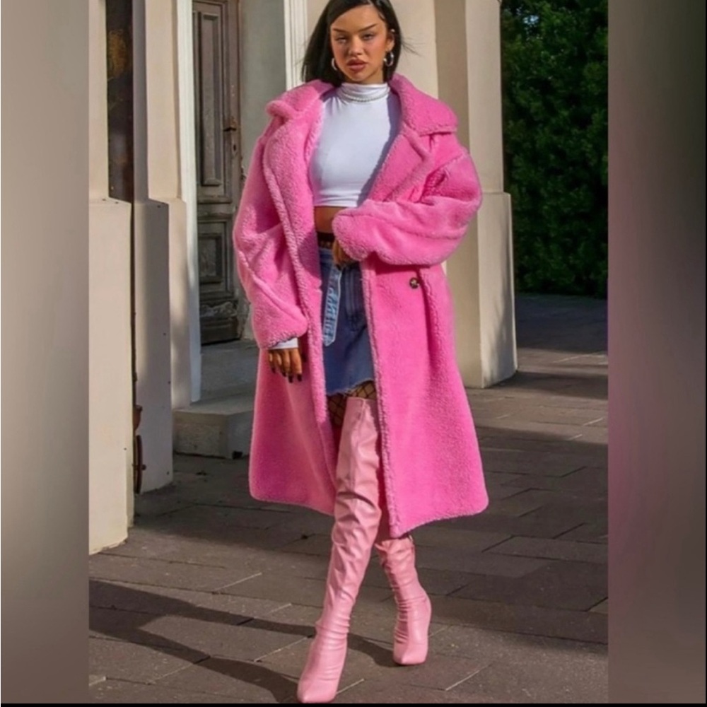 Fashion Nova, Pink Oversized teddy bear coat size S/M - Picture 9 of 9